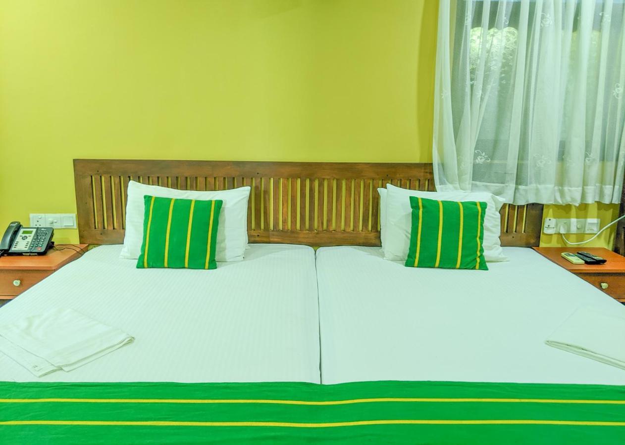 Golden Wild - Yala Hotel Tissamaharama Exterior foto