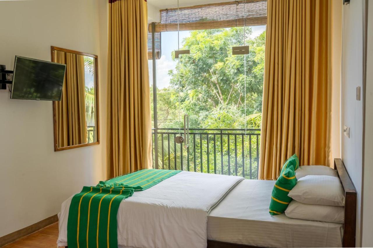 Golden Wild - Yala Hotel Tissamaharama Exterior foto